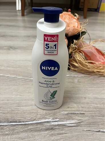 Nivea vücut losyonu