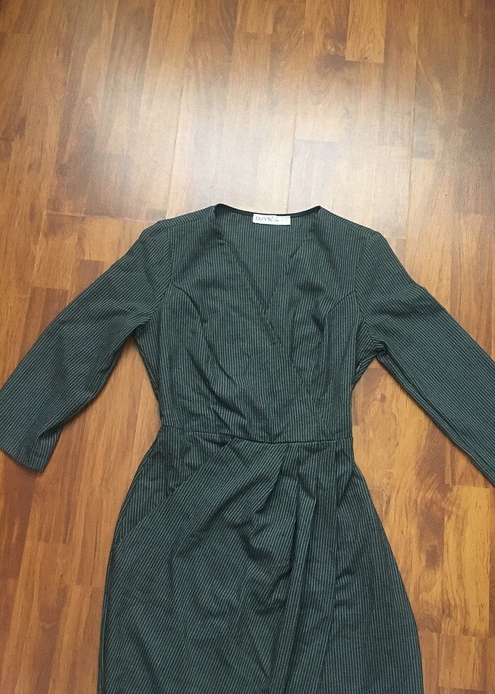 yırtmaçlı elbise - Görsel 2