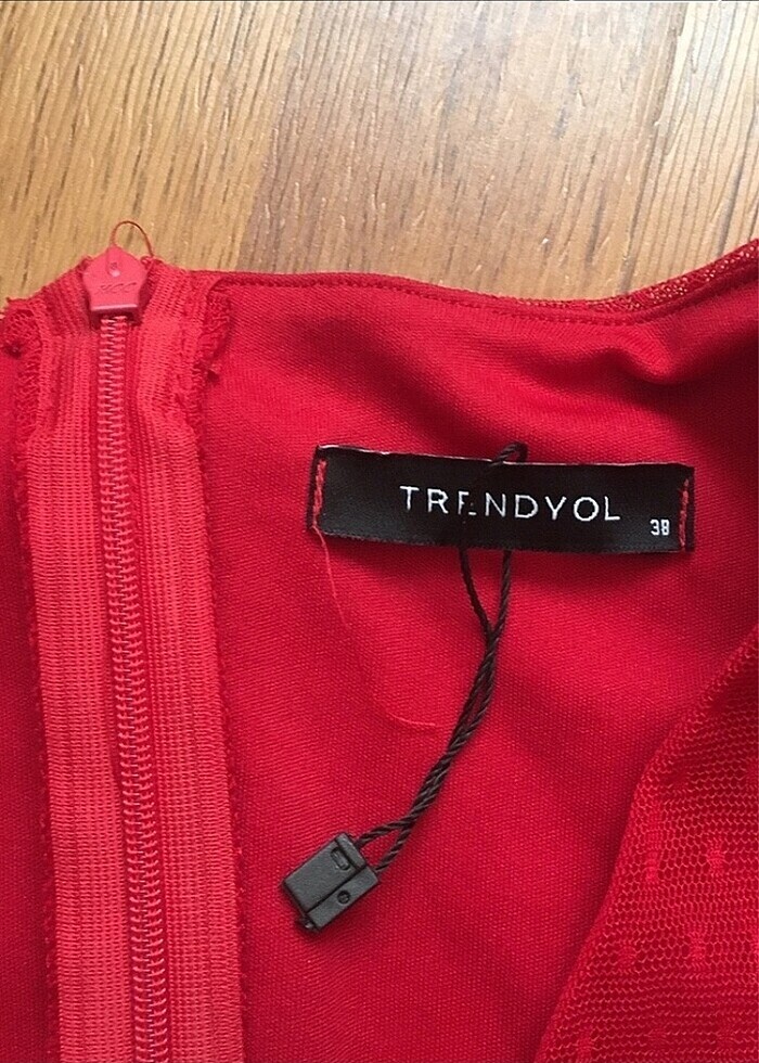 trendyolmilla kırmızı elbise - Görsel 3