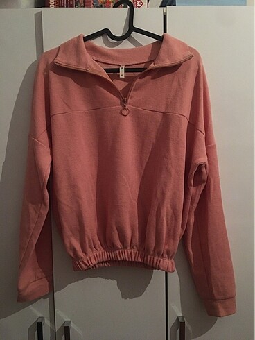 Defacto Sweatshirt