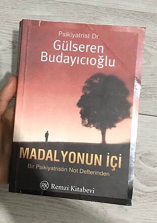 Madalyonun içi Gülseren Budayıcıoğlu