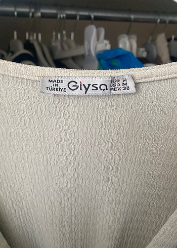 Yarım kol v yaka elbise - Görsel 2