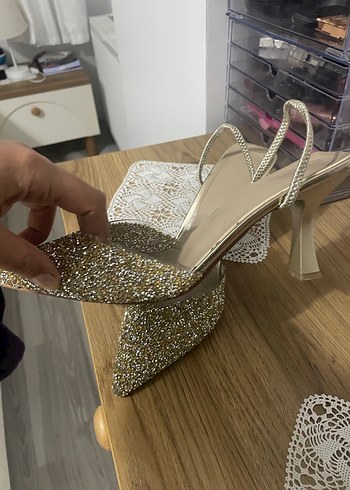 Altın Rengi Simli Stiletto Topuklu Kadın Ayakkabı - Görsel 5