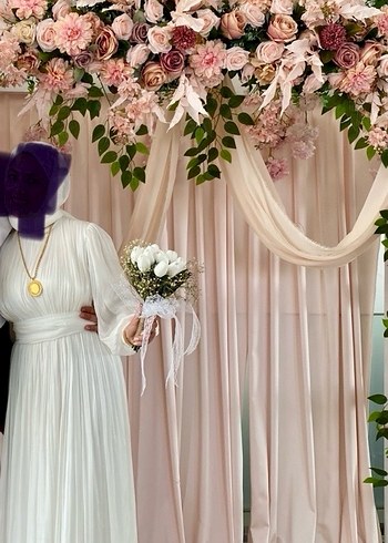 Beyaz Uzun Kollu Drapeli Tesettür Elbise - Görsel 4