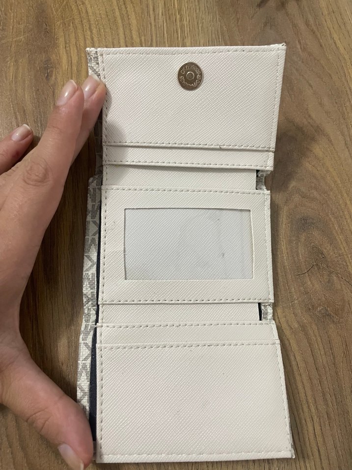 Beyaz Baskılı Kadın Cüzdan - Görsel 2