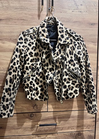 Zara Leopar Desenli Ceket