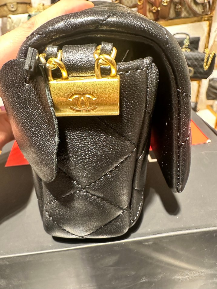 CHANEL 19 MAXİ DERİ ÇANTA - Görsel 3