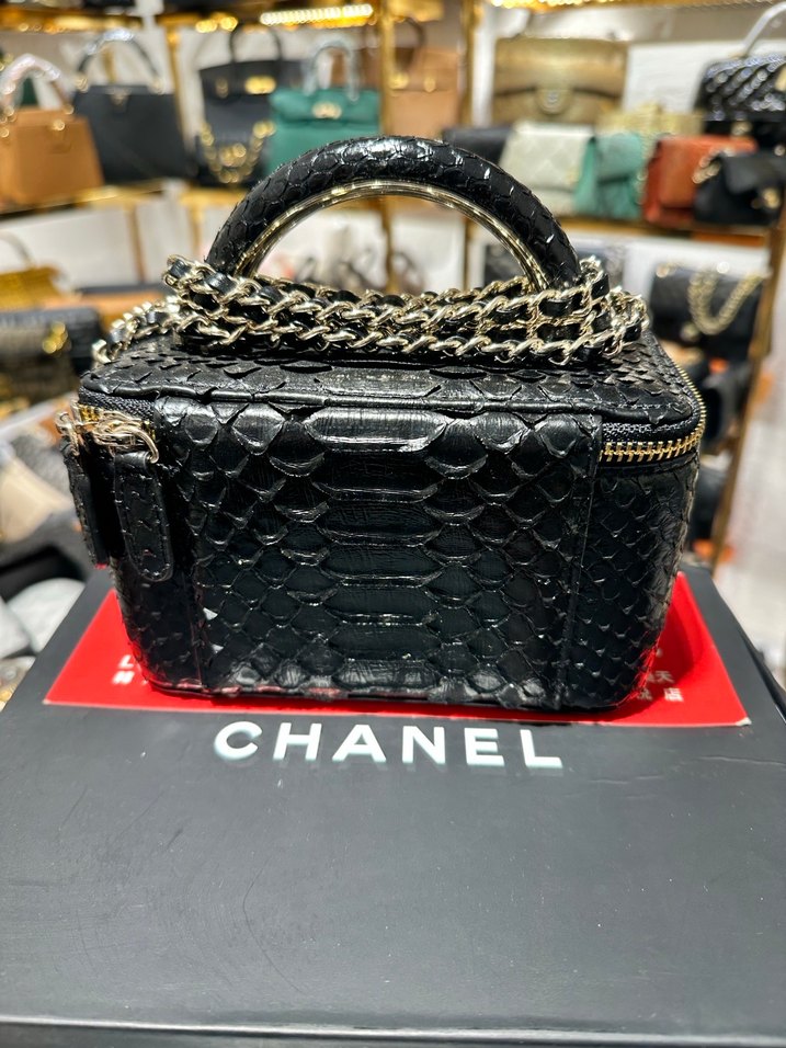 CHANEL PHYTON DERİ SİYAH ÇANTA - Görsel 2