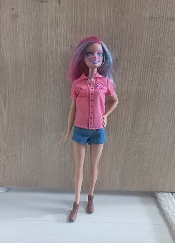 Barbie Veteriner Barbie