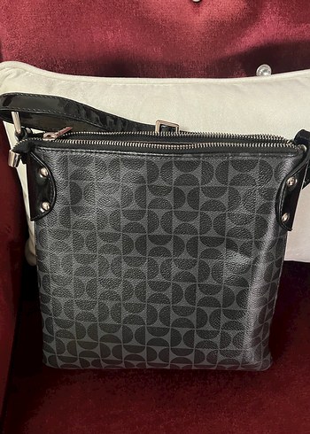 Matraş Deri Desenli Kadın askılı Çanta - Görsel 4