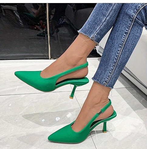 Zara Kadın Düz Renk Stiletto
