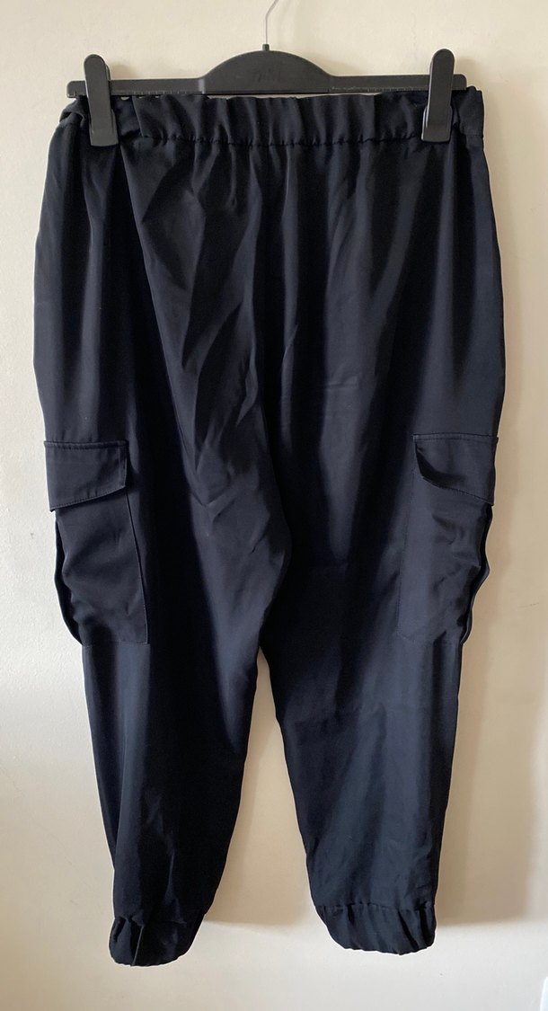 Siyah Rahat Kesim Kadın Pantolon - Görsel 2