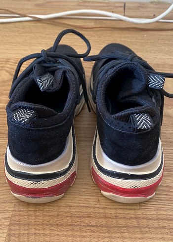 Siyah Kadın Kalın Tabanlı Spor Ayakkabı - Görsel 5