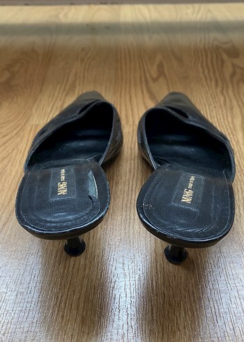 Siyah Deri Stiletto Topuklu Kadın Terlik - Görsel 4