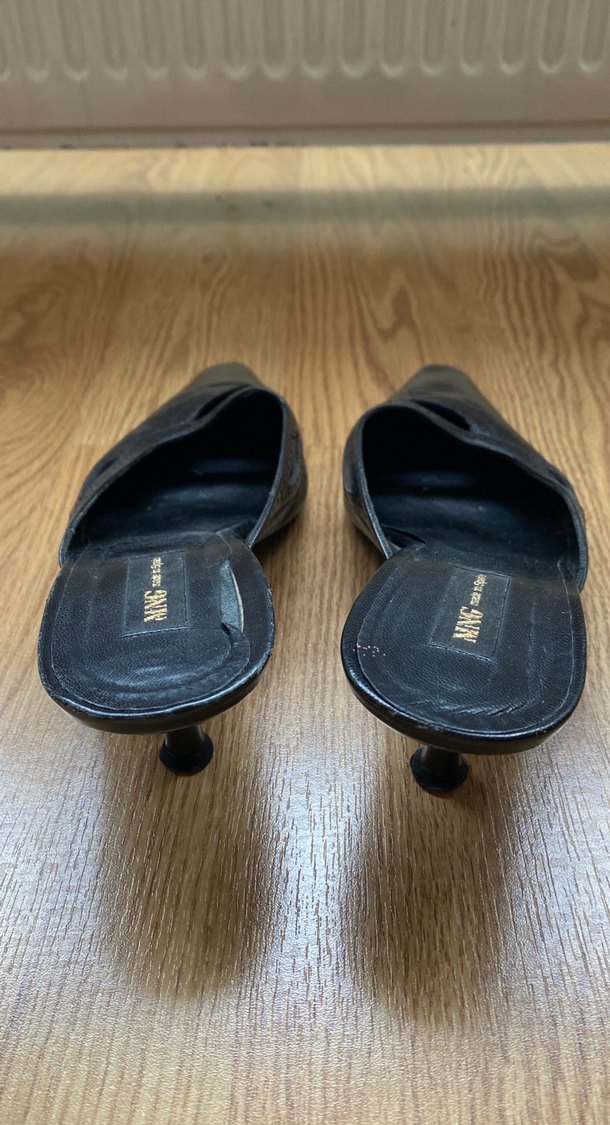 Siyah Deri Stiletto Topuklu Kadın Terlik - Görsel 4