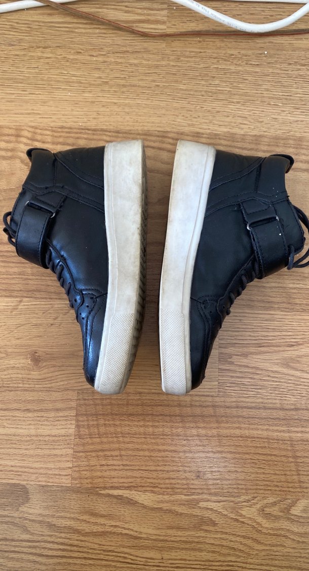 Siyah Deri Kadın Ayakkabı - Görsel 2