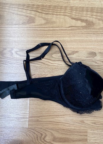 Siyah Gotik Dantel Detaylı Sütyen - Görsel 2