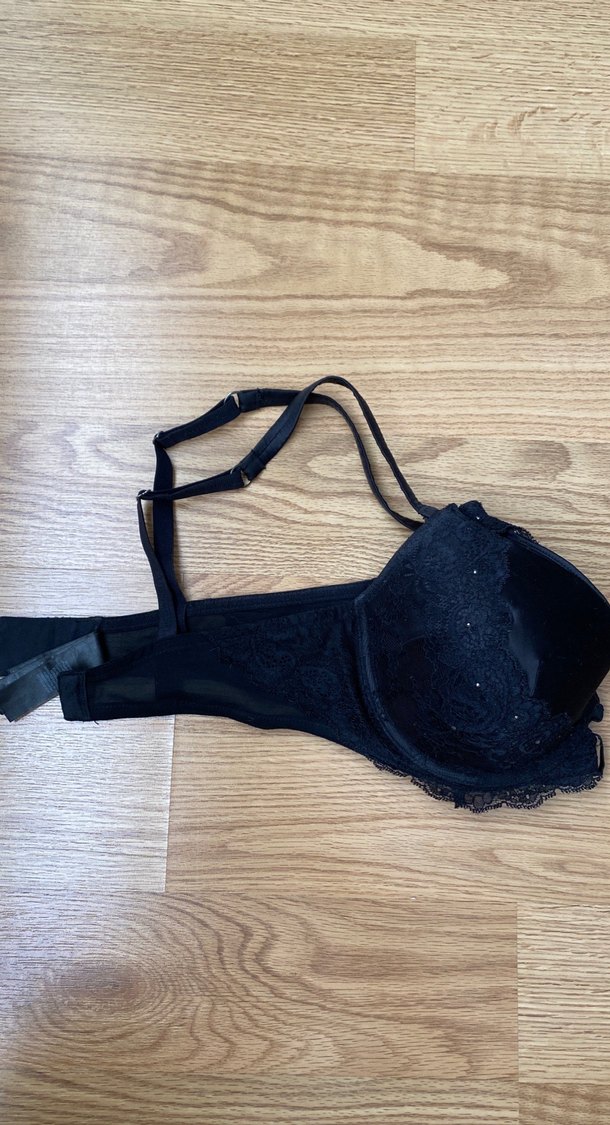 Siyah Gotik Dantel Detaylı Sütyen - Görsel 2