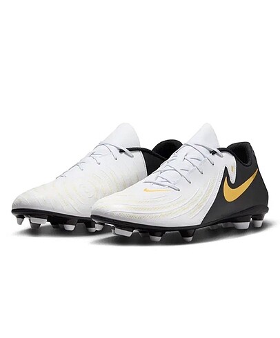 Nike krampon phantom
