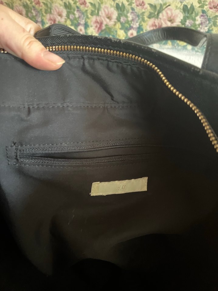 Siyah Deri Fermuarlı Kadın Çanta - Görsel 3