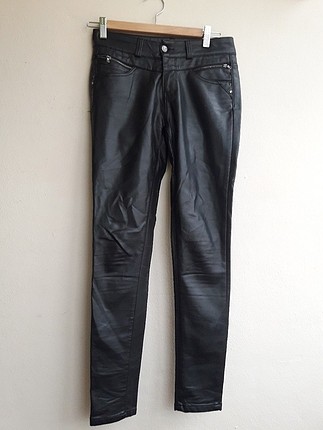 dilvin marka deri pantalon sorunduzdur birkez giyildi