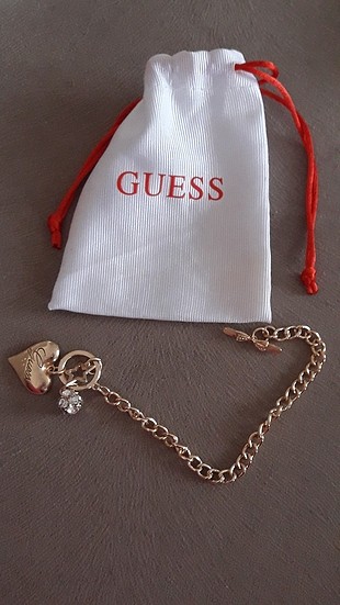 Guess guess bileklik yeni hic kullanılmamıştır 