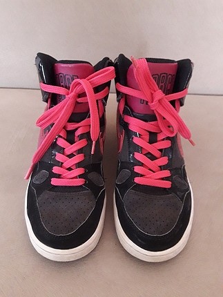 orjinal sorunsuz nike spor ayakkabi 37.5