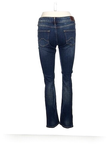 30 Beden Mustang Jean / Kot %70 İndirimli.