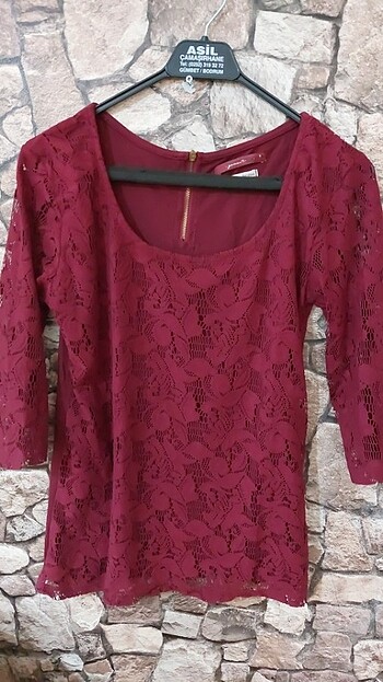 Bershka marka dantelli s ve m uyumlu bluz kampanya kısa süreliği