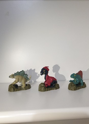 Çok Renkli Dinozor Figürleri Seti