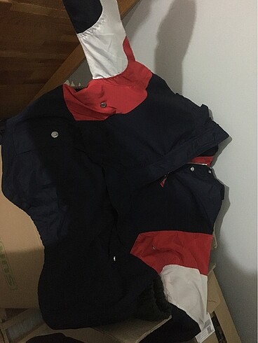 Yağmurluk Bershka Kanguru