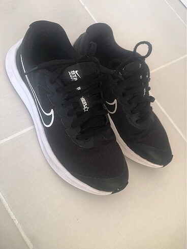 Nike spor ayakkabı