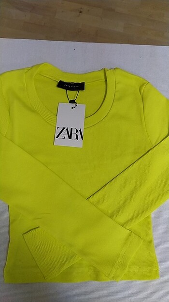 Zara woman