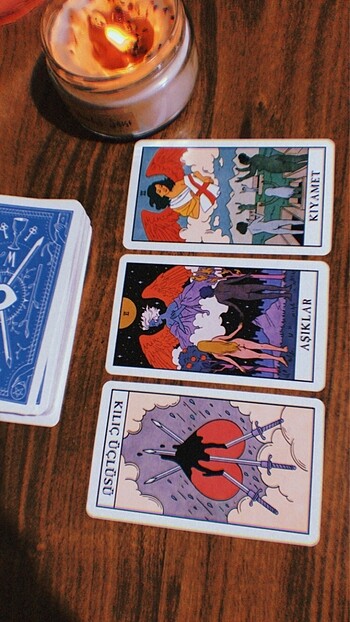modern witch tarot destesi