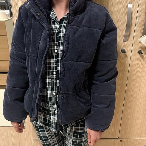 s Beden pull and bear mont