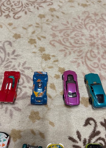 Renkli Mini Oyuncak Arabalar Seti