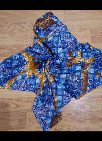  Beden çeşitli Renk Üç adet yazma tek fiyat 