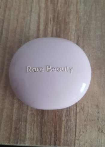 Rare Beauty Pastel Bej Allık