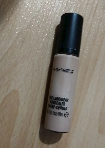 MAC MAC Pro Longwear Kapatıcı NC15 Beige