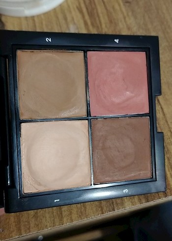  Beden Flormar Makyaj Seti: , Allık ve Fırça
