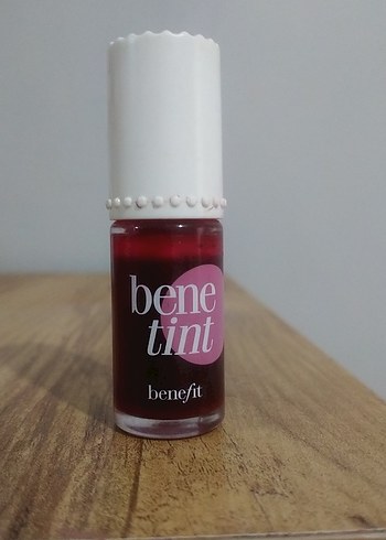 Benefit Benetint Bordo Allık