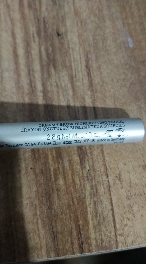 Benefit Işıltılı Açıcı Kaş Kalemi - Açık Bej - Görsel 3