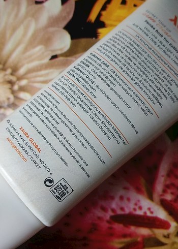 Xaura SPF 50+ Şeffaf Güneş Kremi - Görsel 4