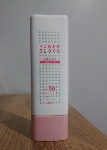 Aydınlatıcı SPF 50 Güneş Koruyucu Krem - Görsel 2
