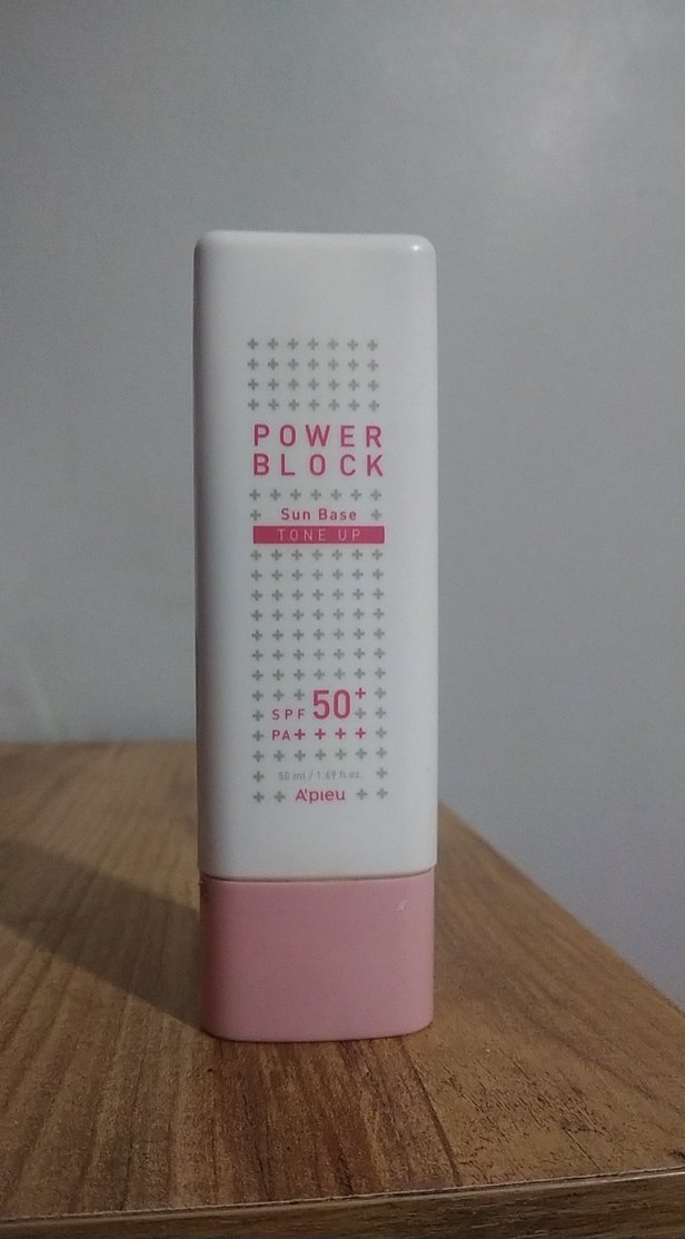 Aydınlatıcı SPF 50 Güneş Koruyucu Krem - Görsel 2