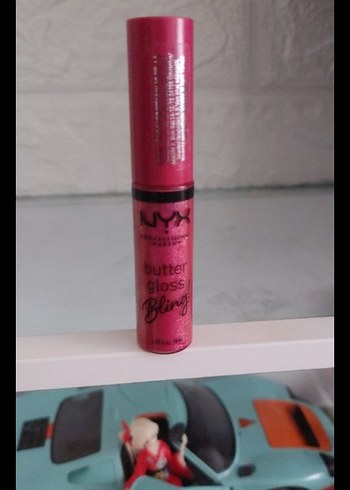 NYX Parlak Pembe Lip Gloss - Görsel 3