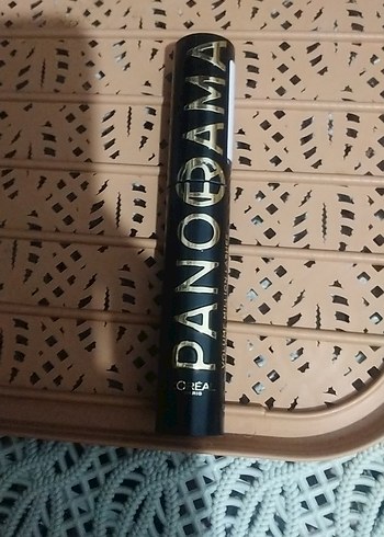 L'Oréal Paris Panorama Hacim Veren Siyah Maskara - Görsel 2