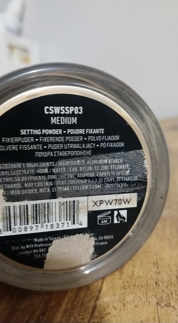 NYX PROFESYONEL MAKYAJ Gevşek Ayar Tozu - Işıltılı Bej - Görsel 4