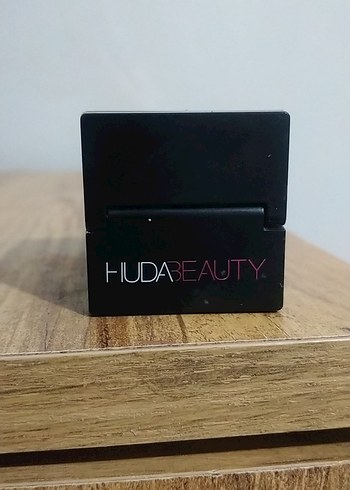 Huda Beauty