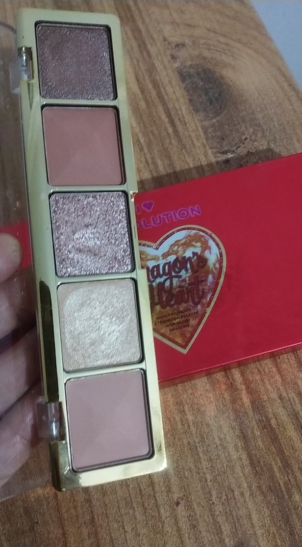 Bej Tonlarda Revolution Göz Farı Paleti - Görsel 2